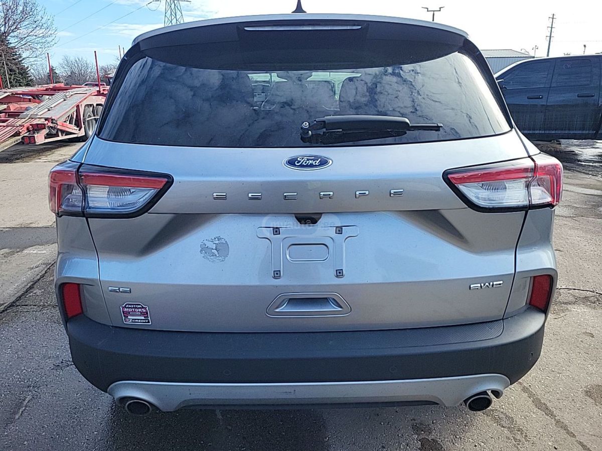 Ford Escape - фото 6