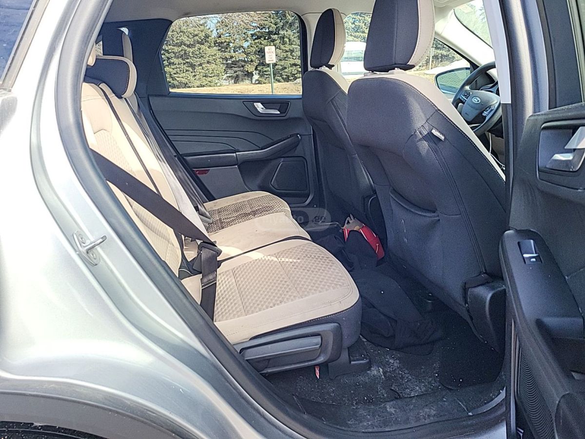 Ford Escape - фото 8