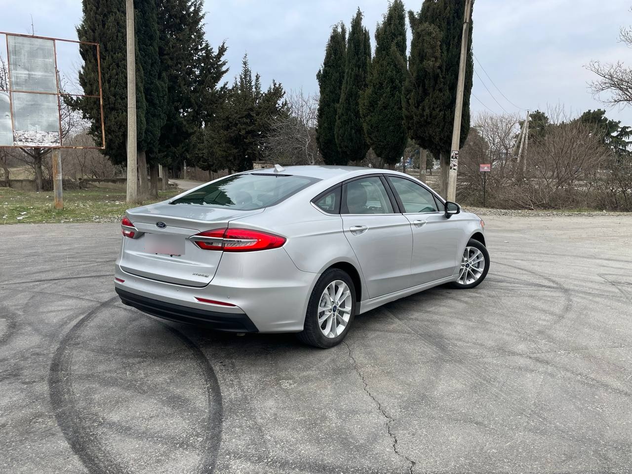 Ford Fusion - фото 3