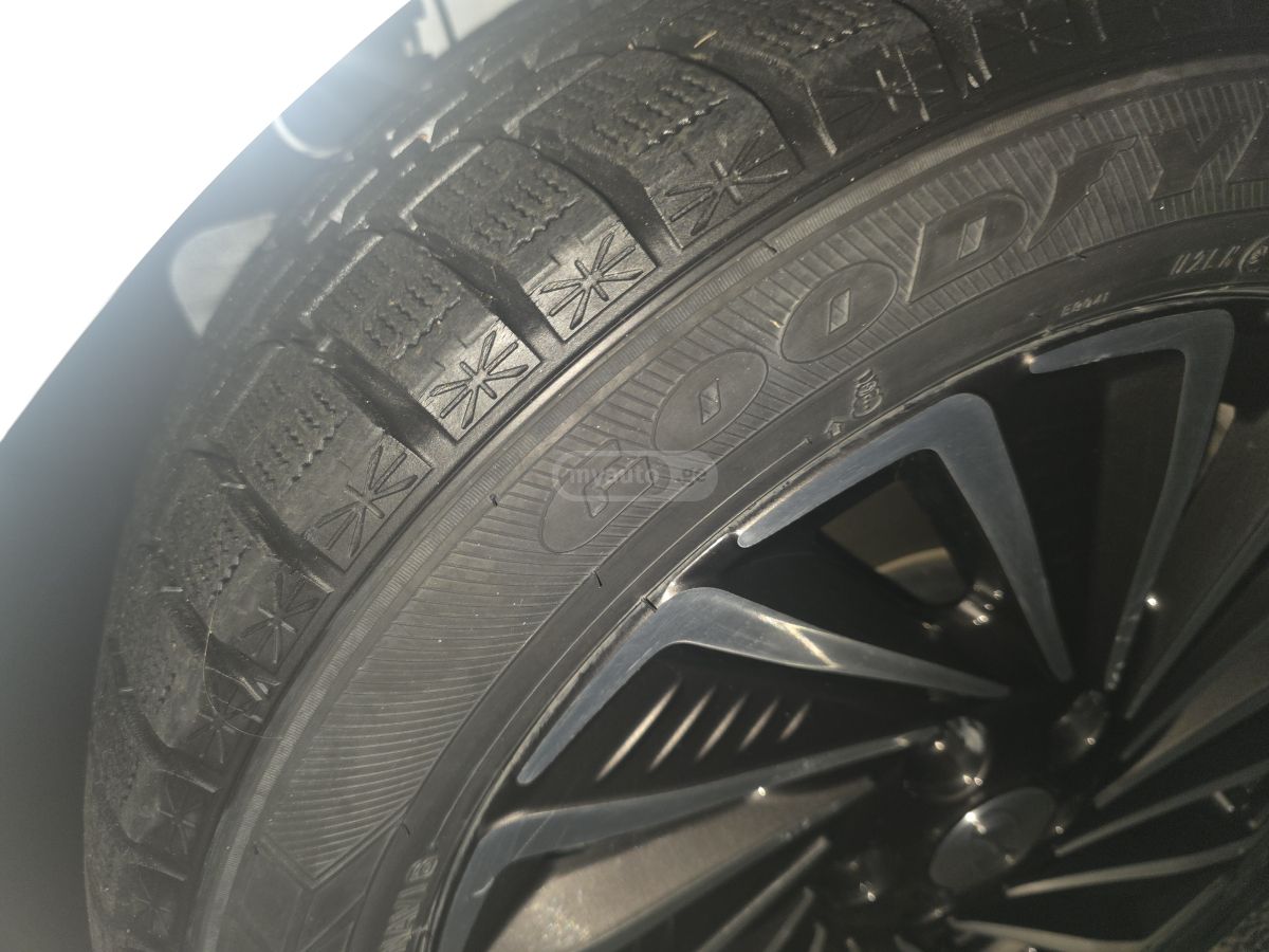 Hyundai  — миниатюра 3