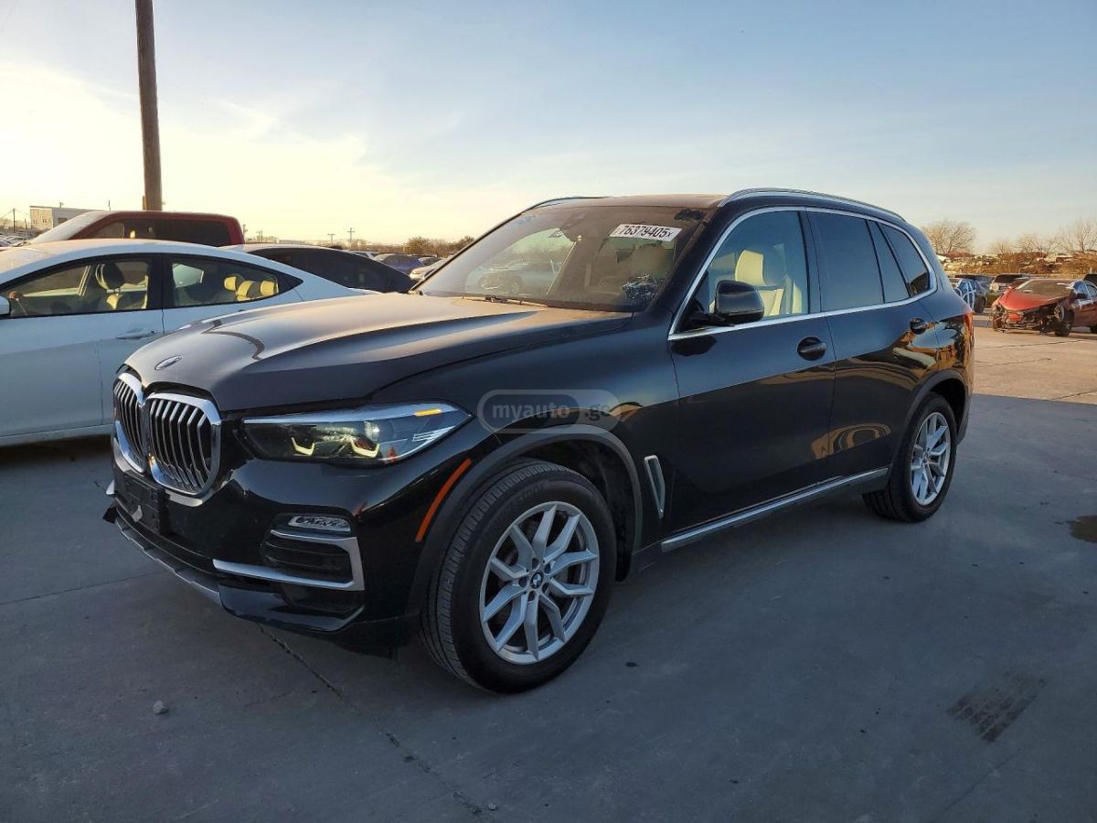 BMW X5 - фото 1