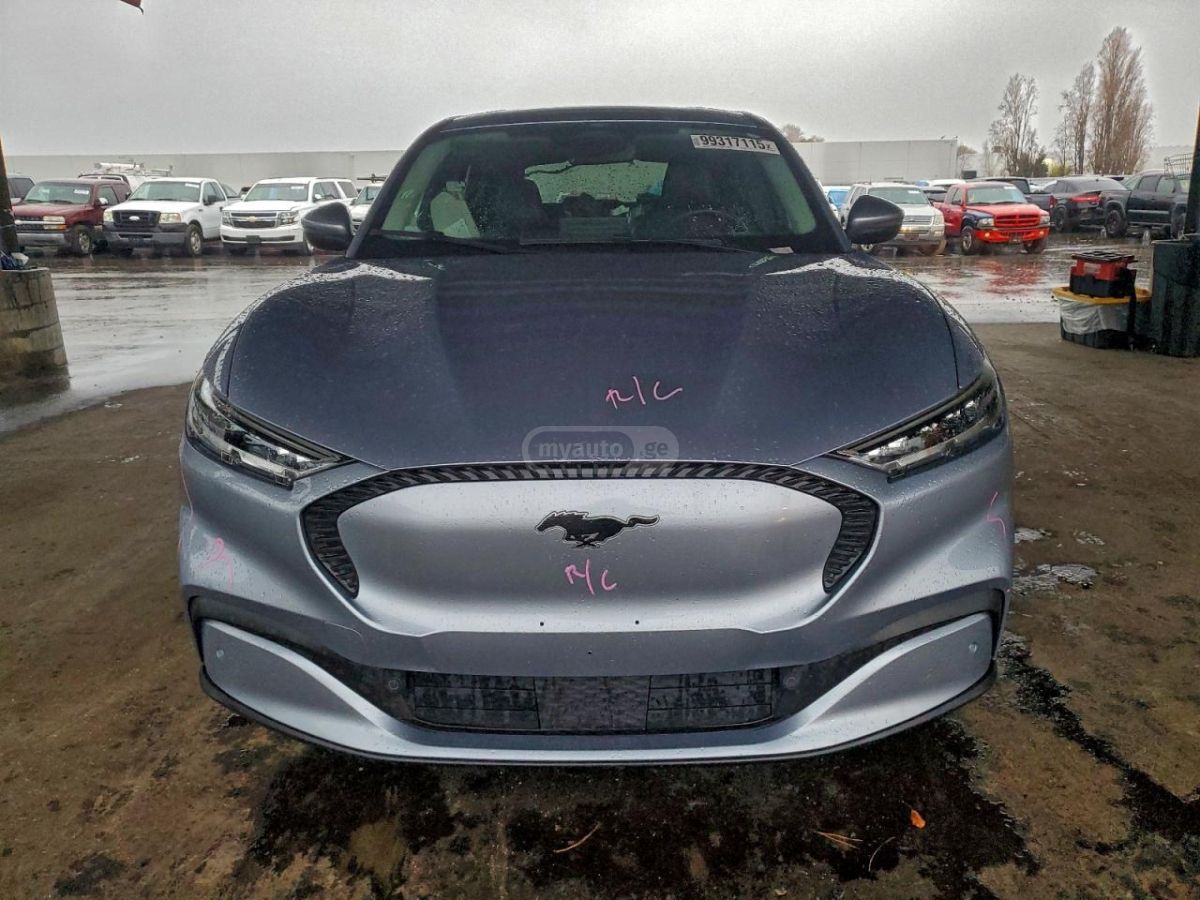 Ford Mustang 2023 — миниатюра 5