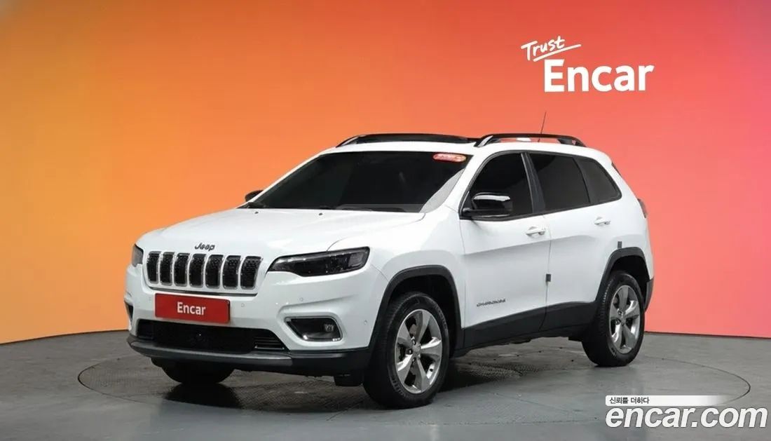 Jeep Cherokee - фото 1