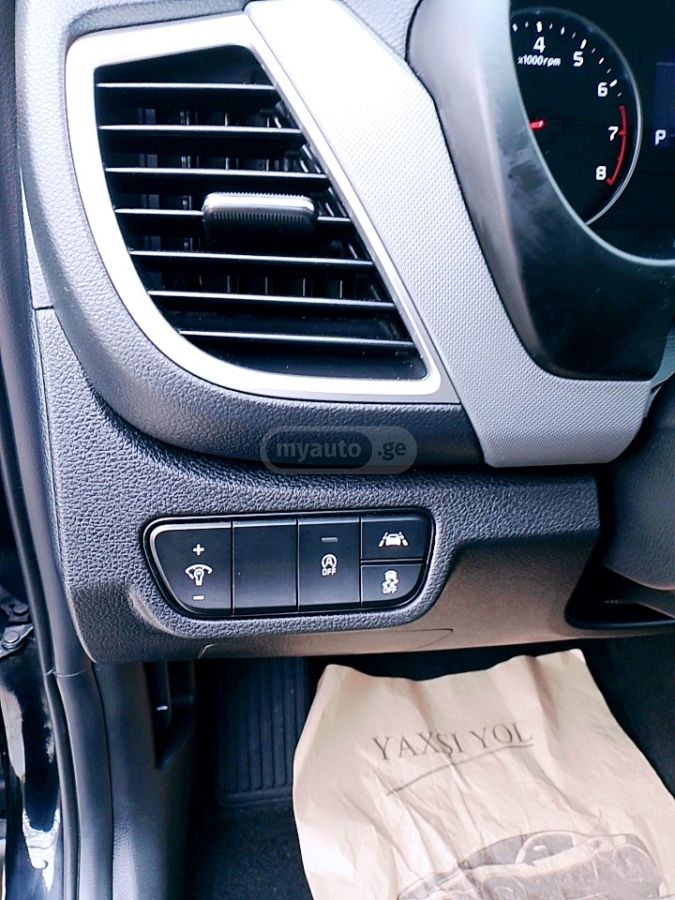 Kia Seltos - фото 12