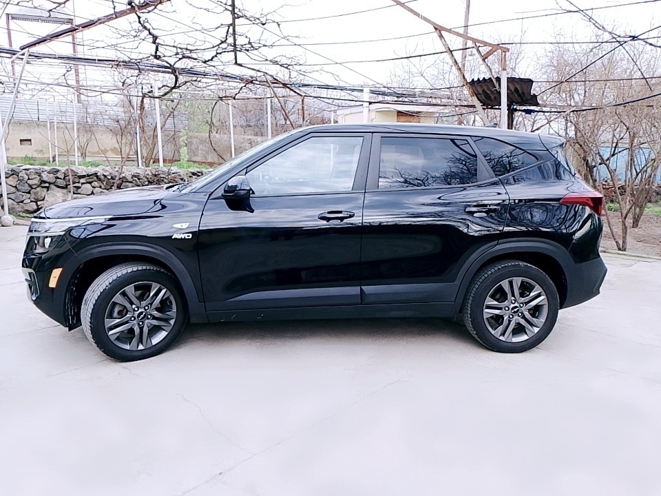 Kia Seltos - фото 4