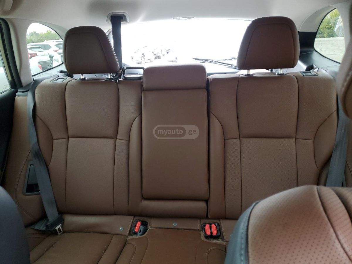 Subaru Limited 4dr All Wheel Drive CV — миниатюра 7