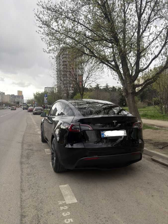 Tesla Model Y - фото 5