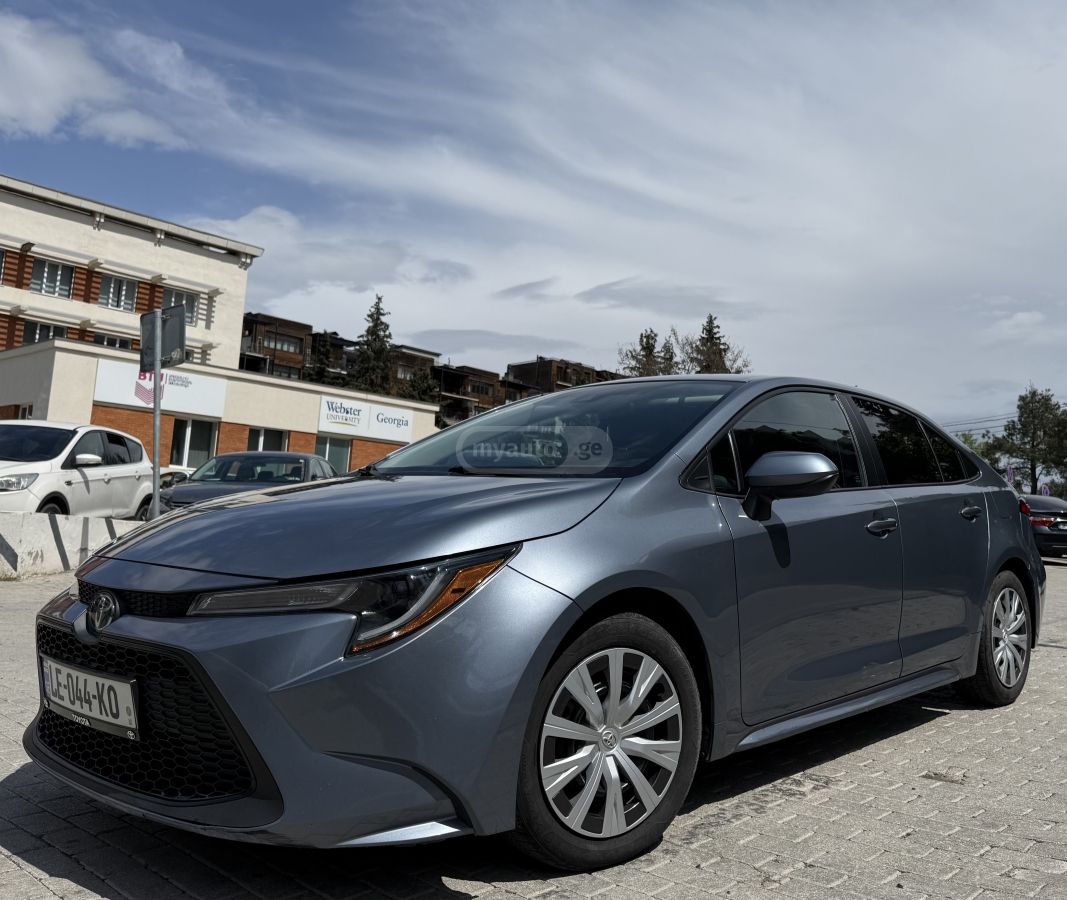 Toyota Corolla - фото 2