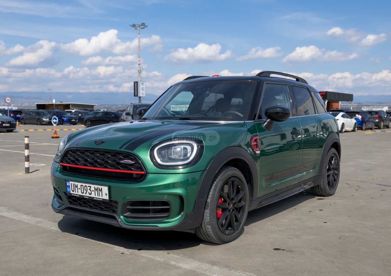 MINI Countryman John Cooper Works 2023 — миниатюра 1