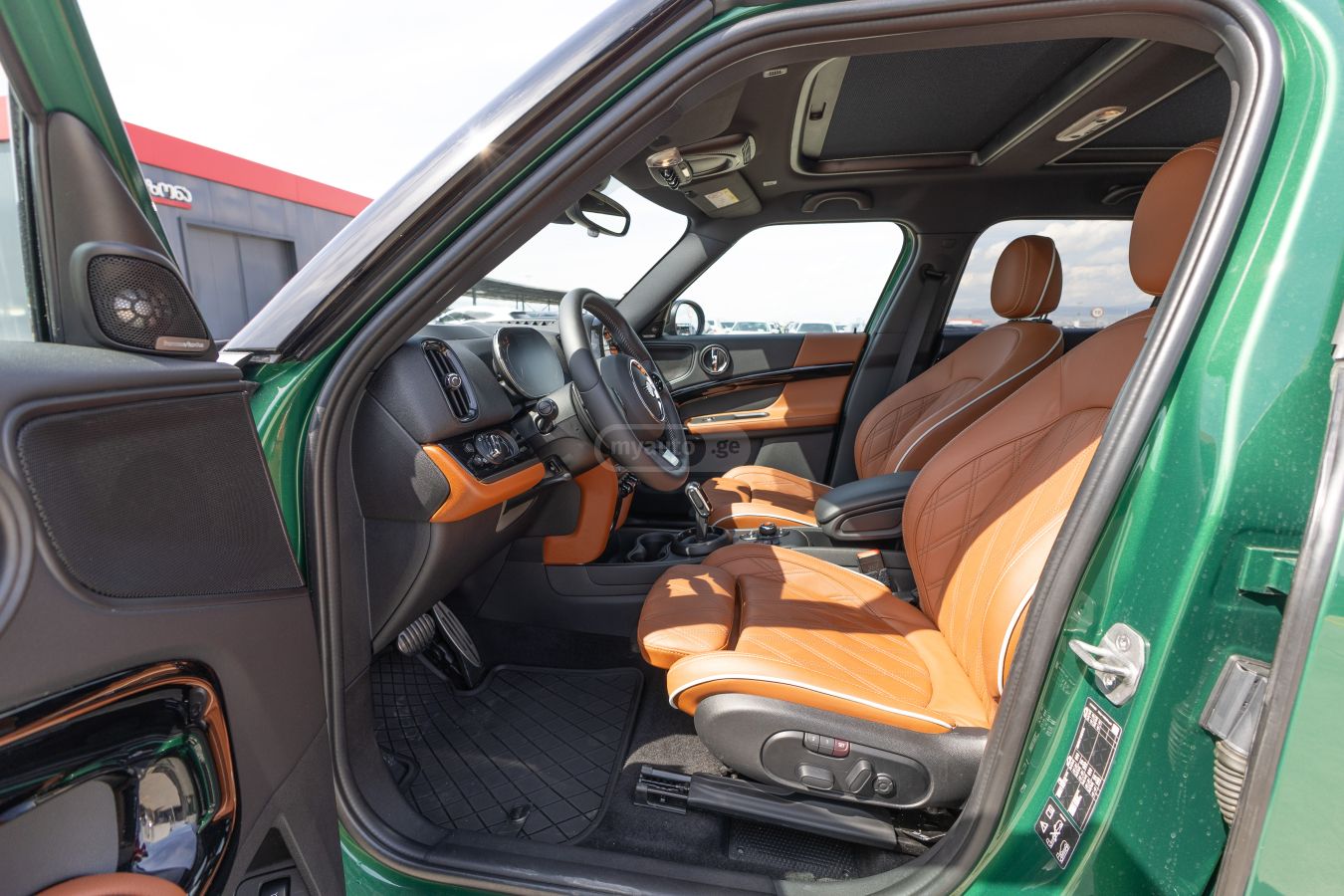 MINI Countryman John Cooper Works 2023 — миниатюра 8