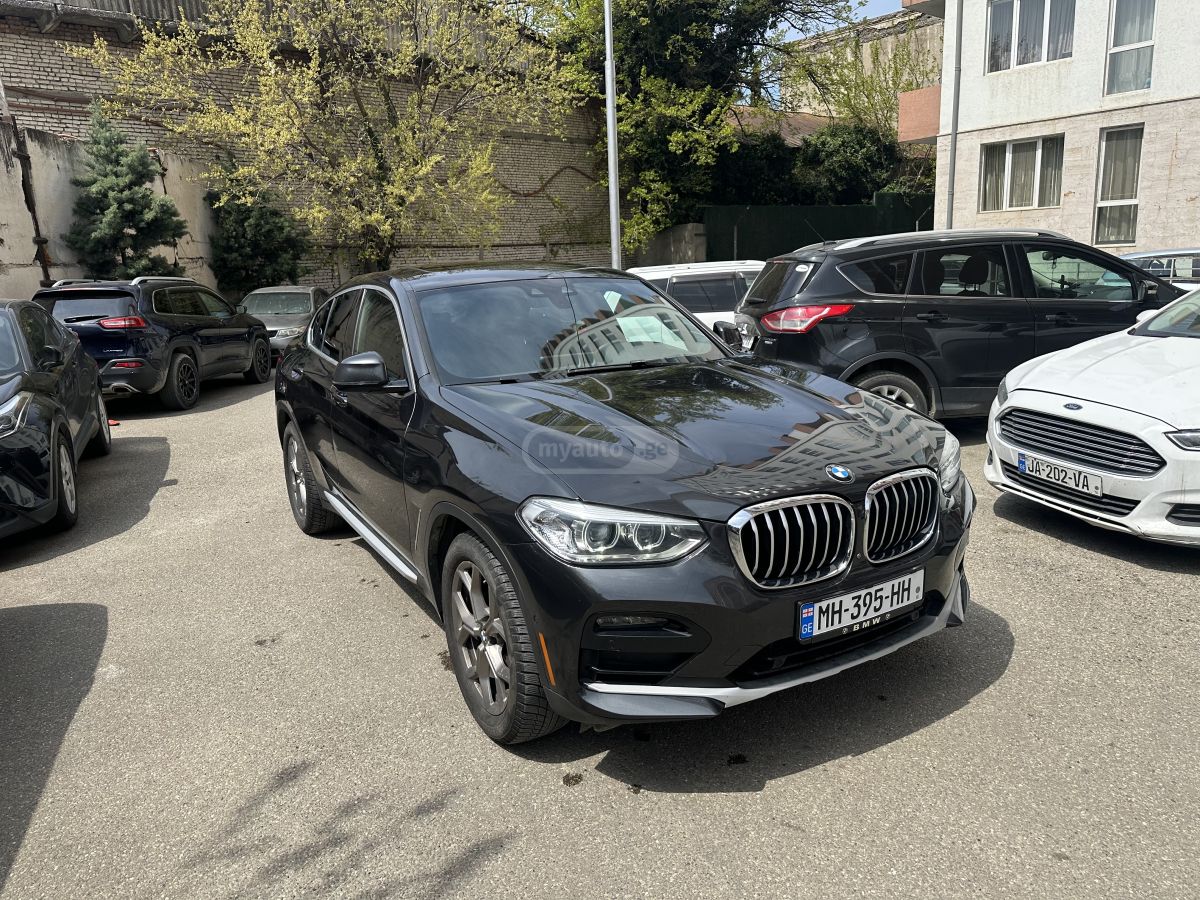 BMW X4 - фото 1
