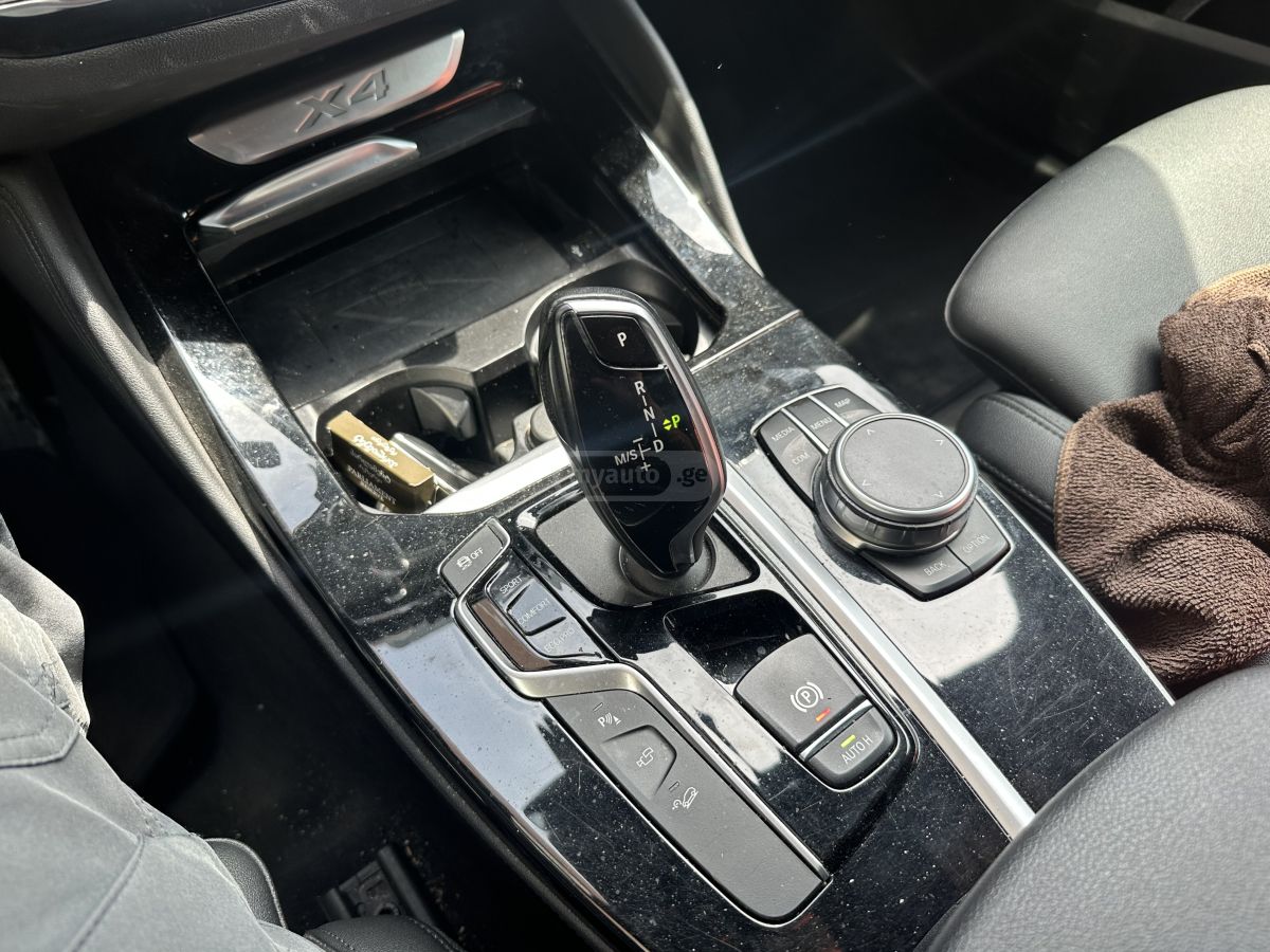 BMW X4 - фото 10