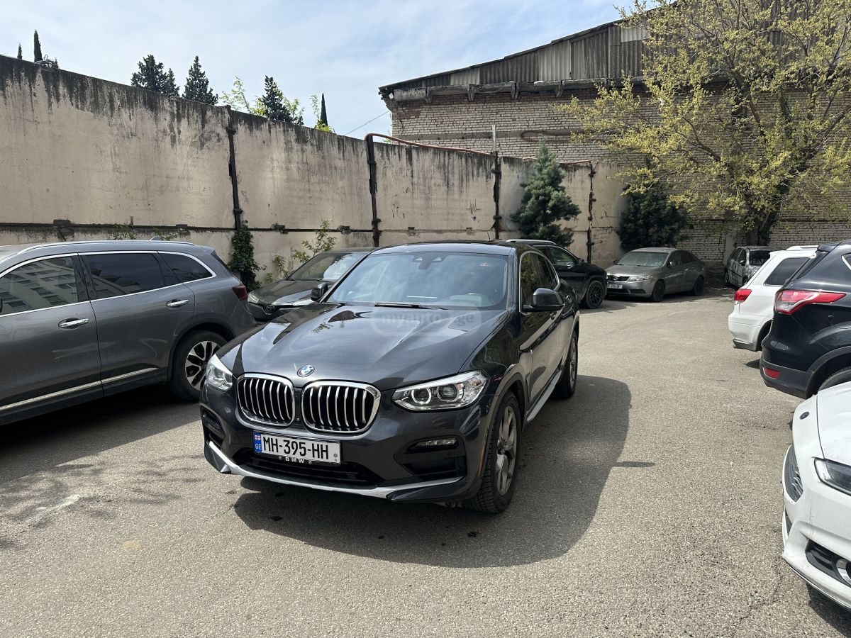 BMW X4 - фото 2
