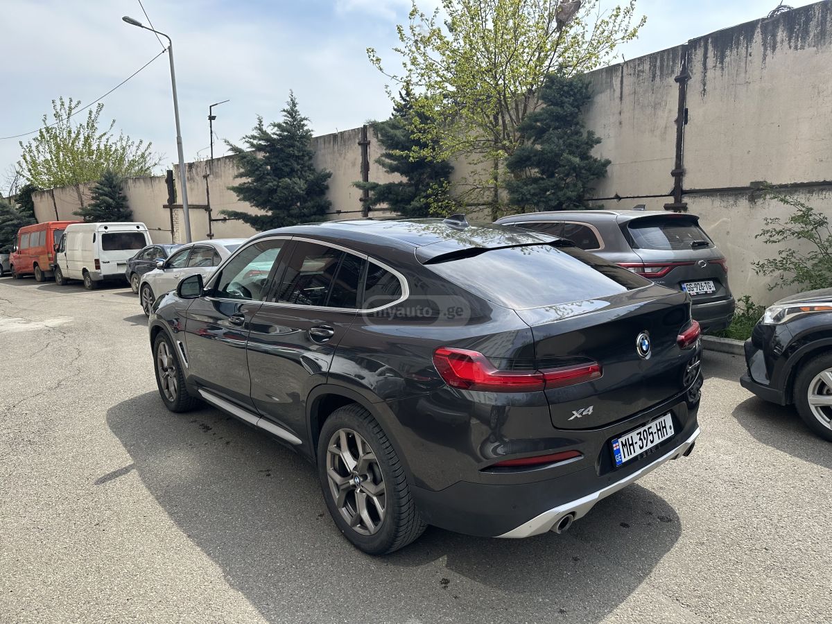 BMW X4 - фото 4