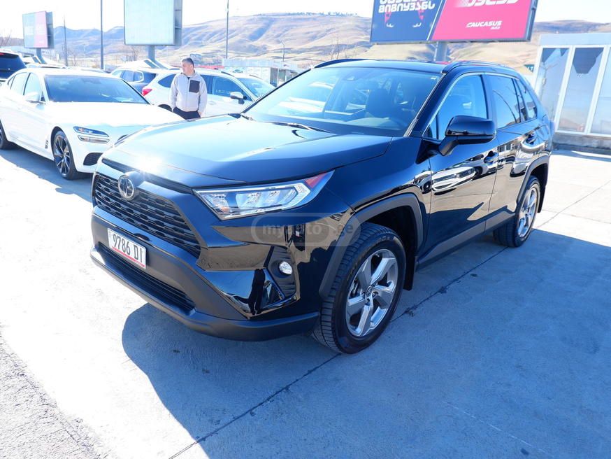 Toyota LE 4dr All-Wheel Drive Automat — миниатюра 2