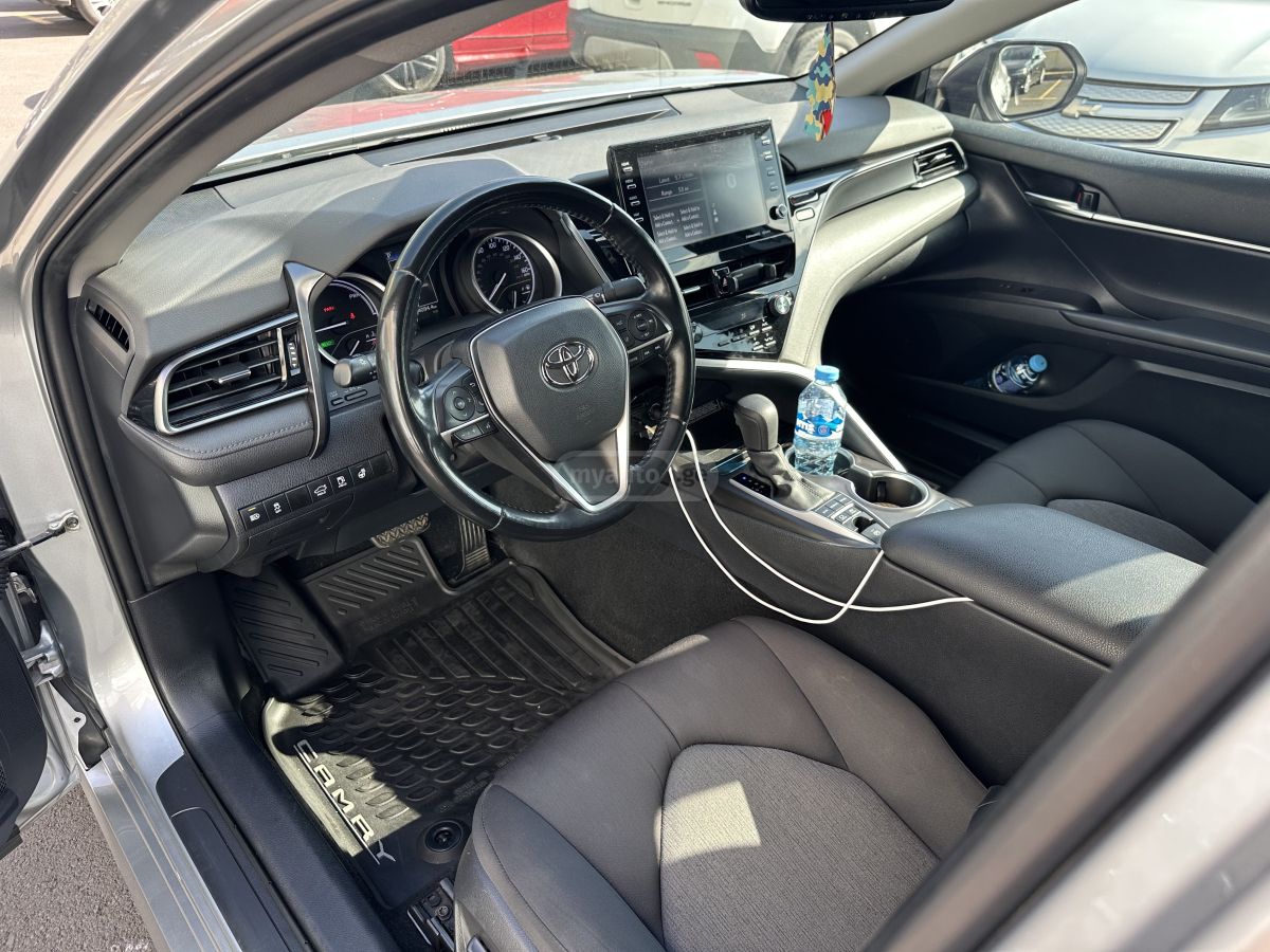 Toyota Camry - фото 10