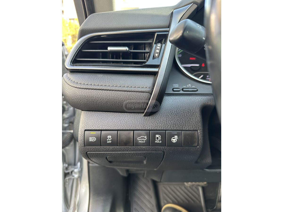 Toyota Camry - фото 11