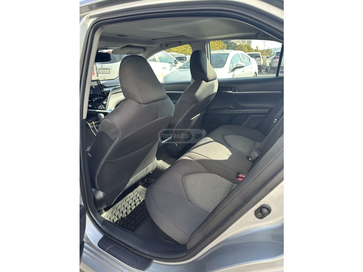 Toyota Camry - фото 13