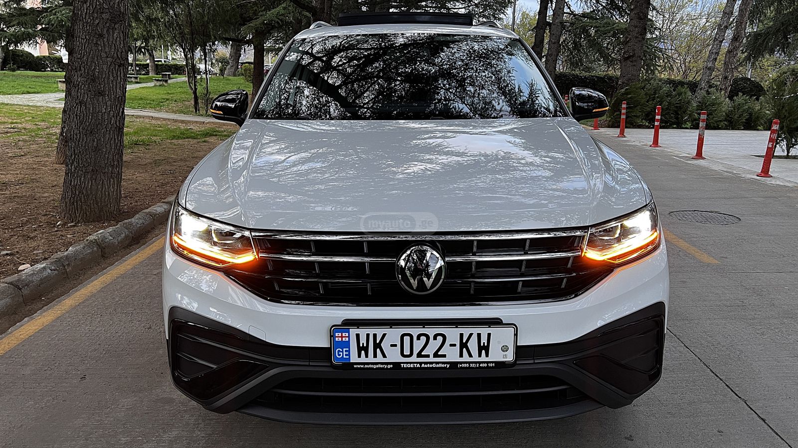 Volkswagen Tiguan - фото 2