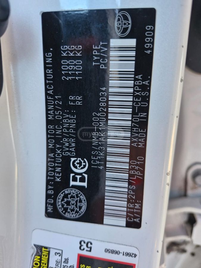 Toyota XSE 4dr Front-Wheel Drive Seda — миниатюра 6