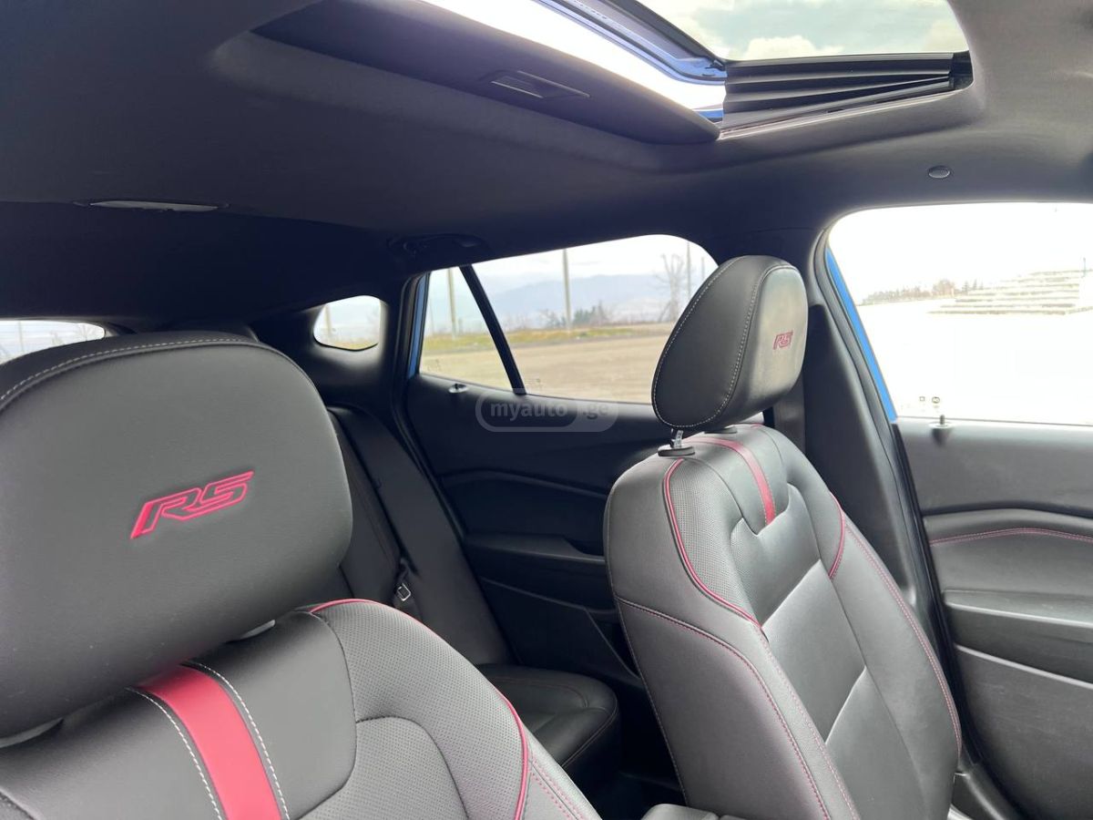 Chevrolet Trax - фото 12