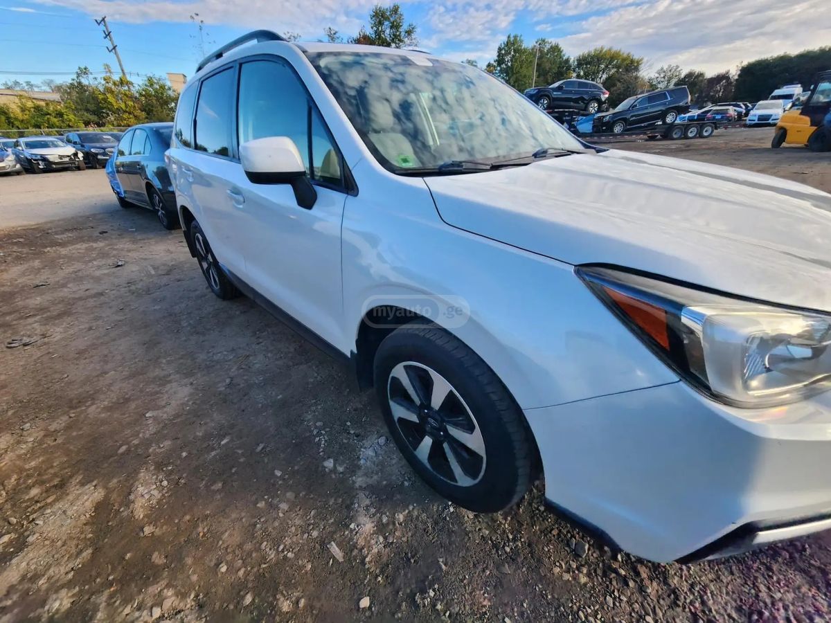 Subaru Forester - фото 12