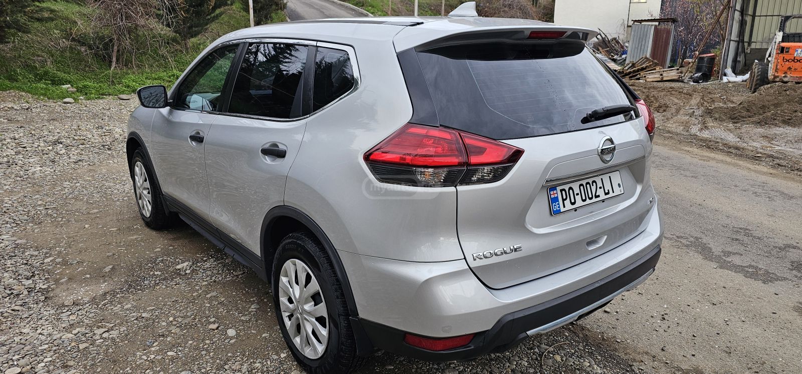 Nissan Rogue - фото 3