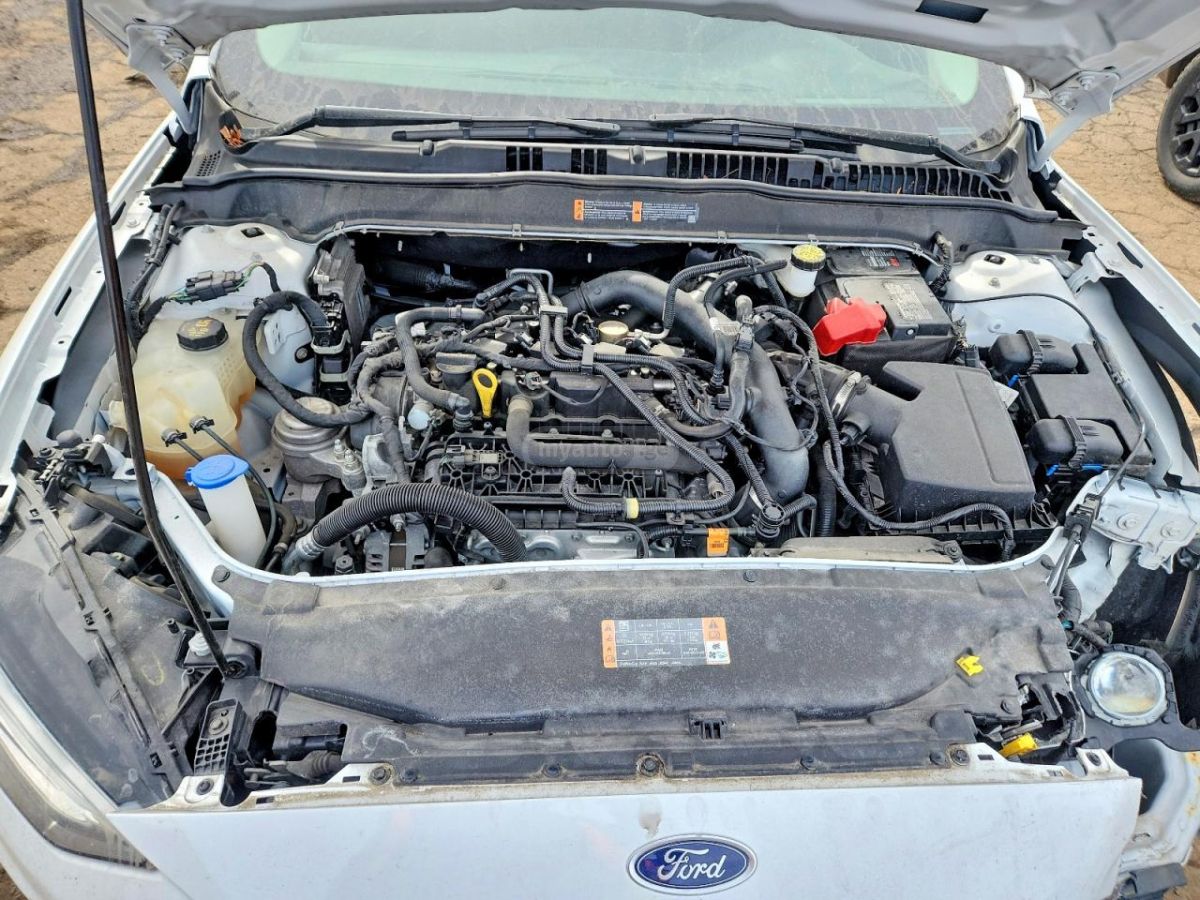 Ford Fusion - фото 11