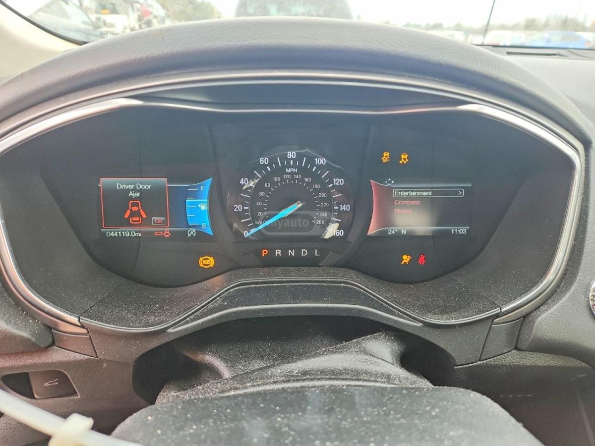 Ford Fusion - фото 9