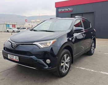 ToyotaRAV 4