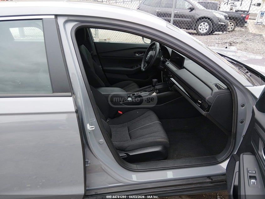 Honda Accord - фото 4