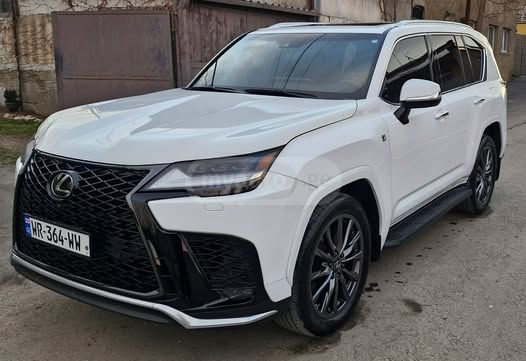 Lexus LX 600 F SPORT 4dr 4x4 Automatic 2023 — миниатюра 3