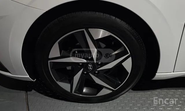 Hyundai Avante - фото 6