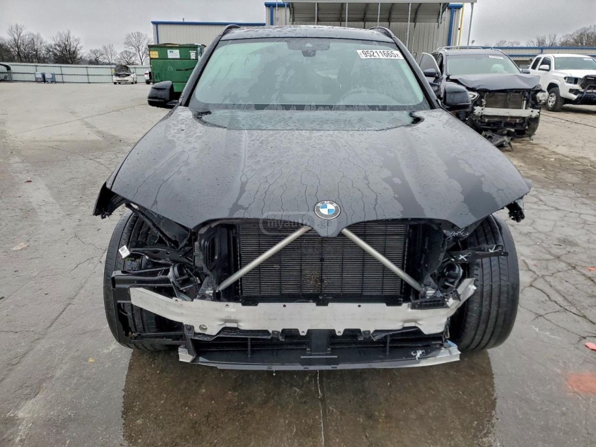 BMW xDrive40i 4dr All-Wheel Drive — миниатюра 3