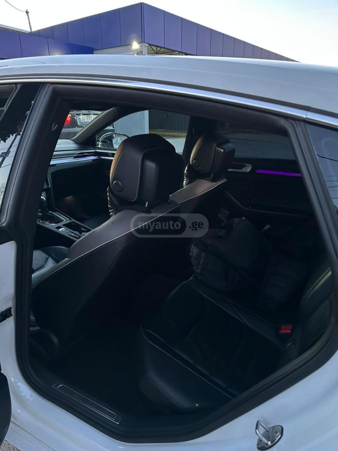 Volkswagen Arteon - фото 11