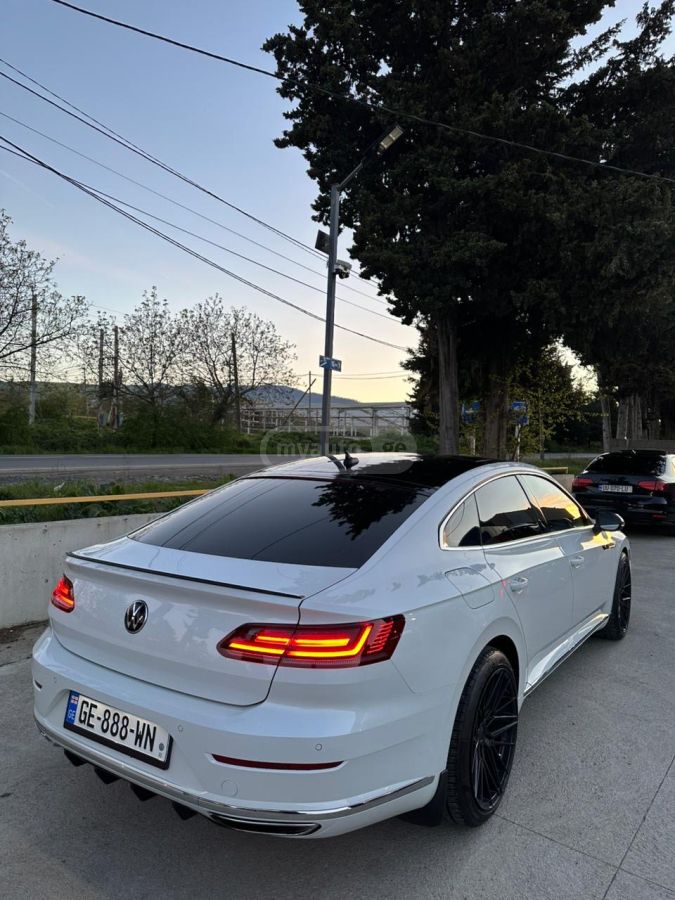 Volkswagen Arteon - фото 5