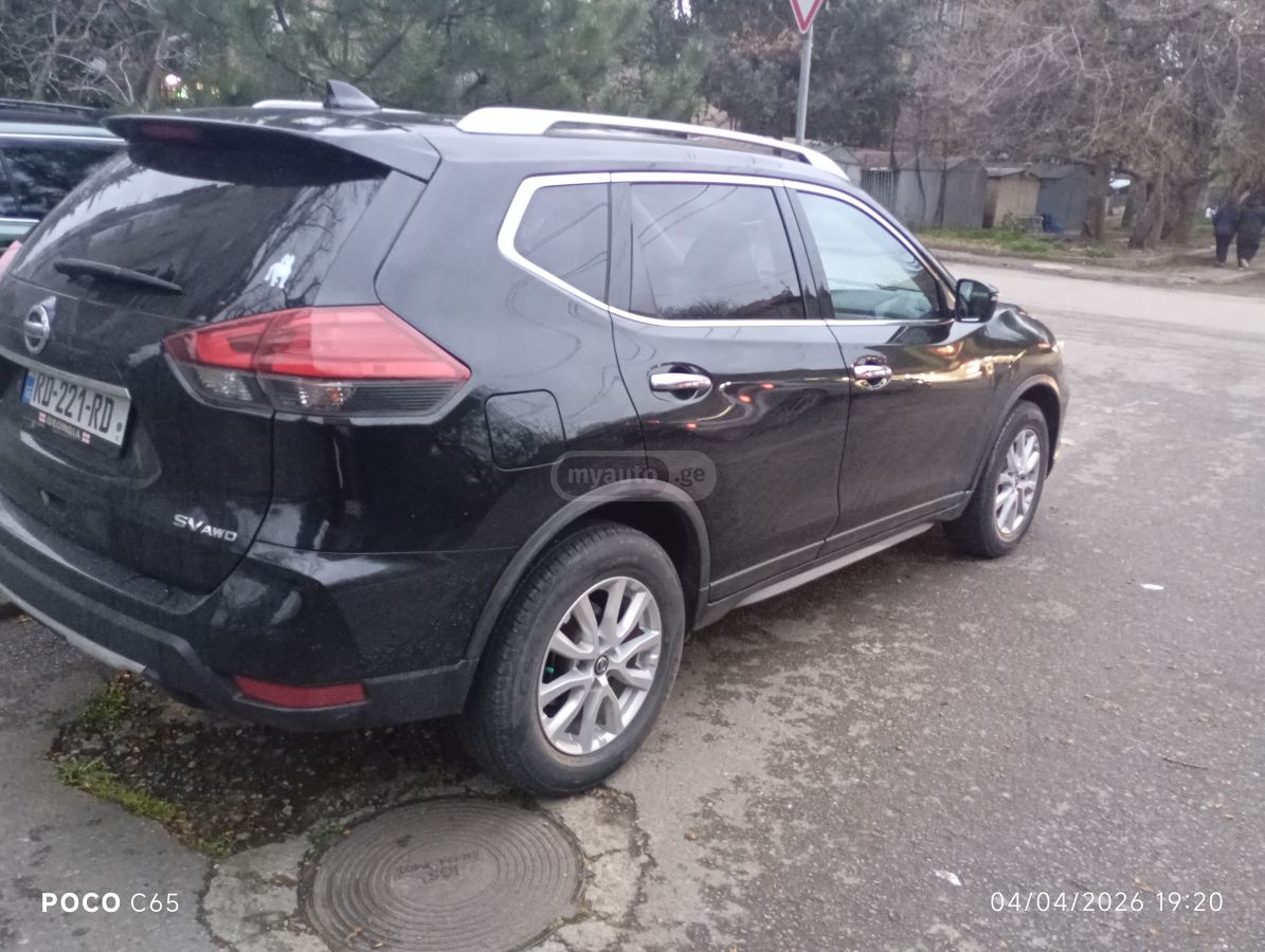 Nissan Rogue - фото 1