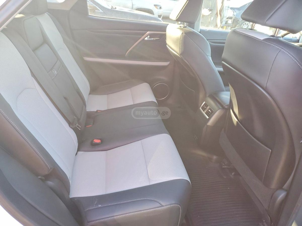 Lexus RX 350 - фото 11