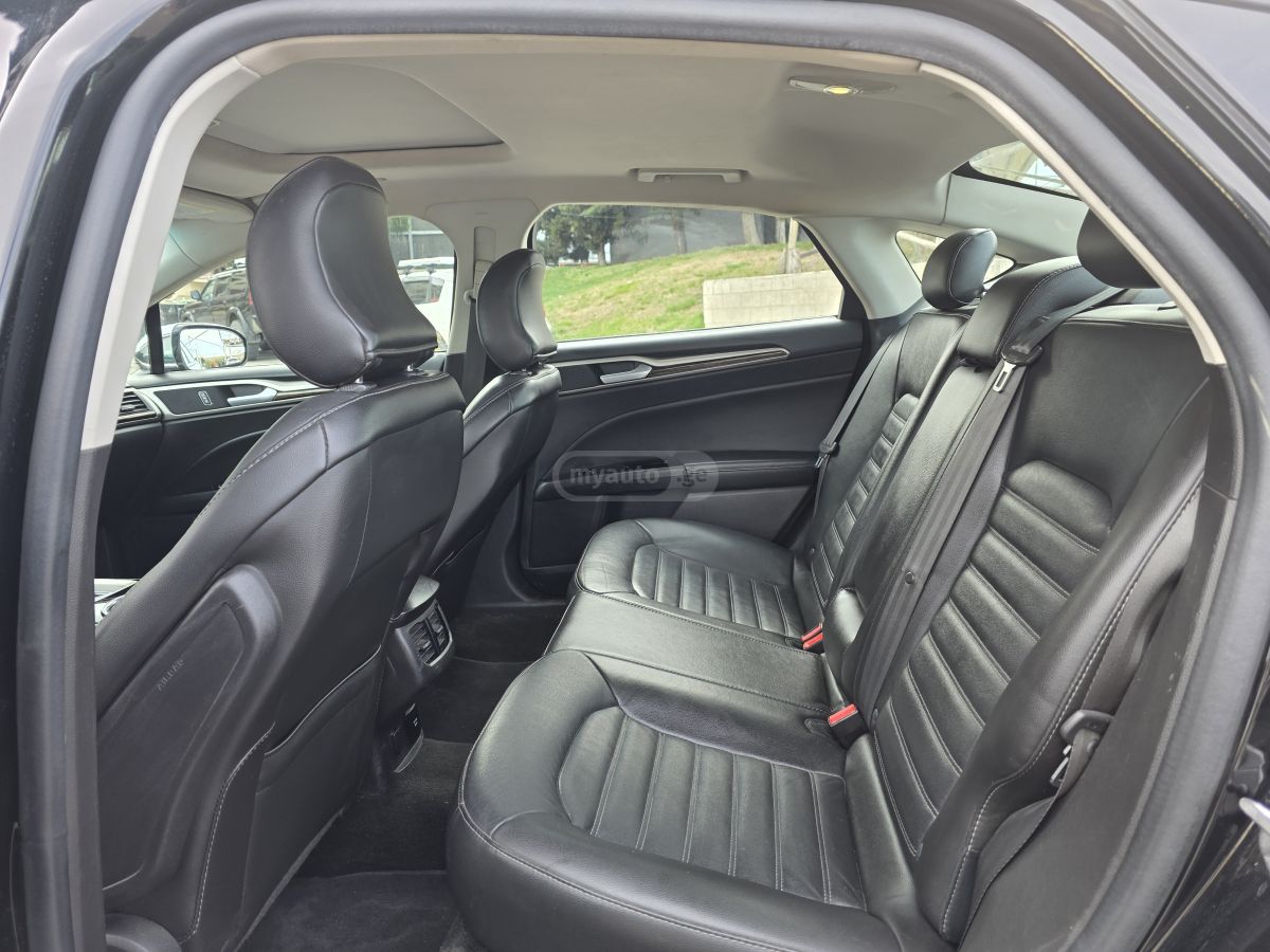 Ford Fusion - фото 12