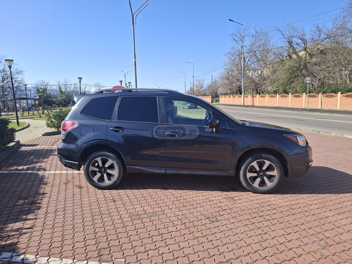 Subaru Forester - фото 2