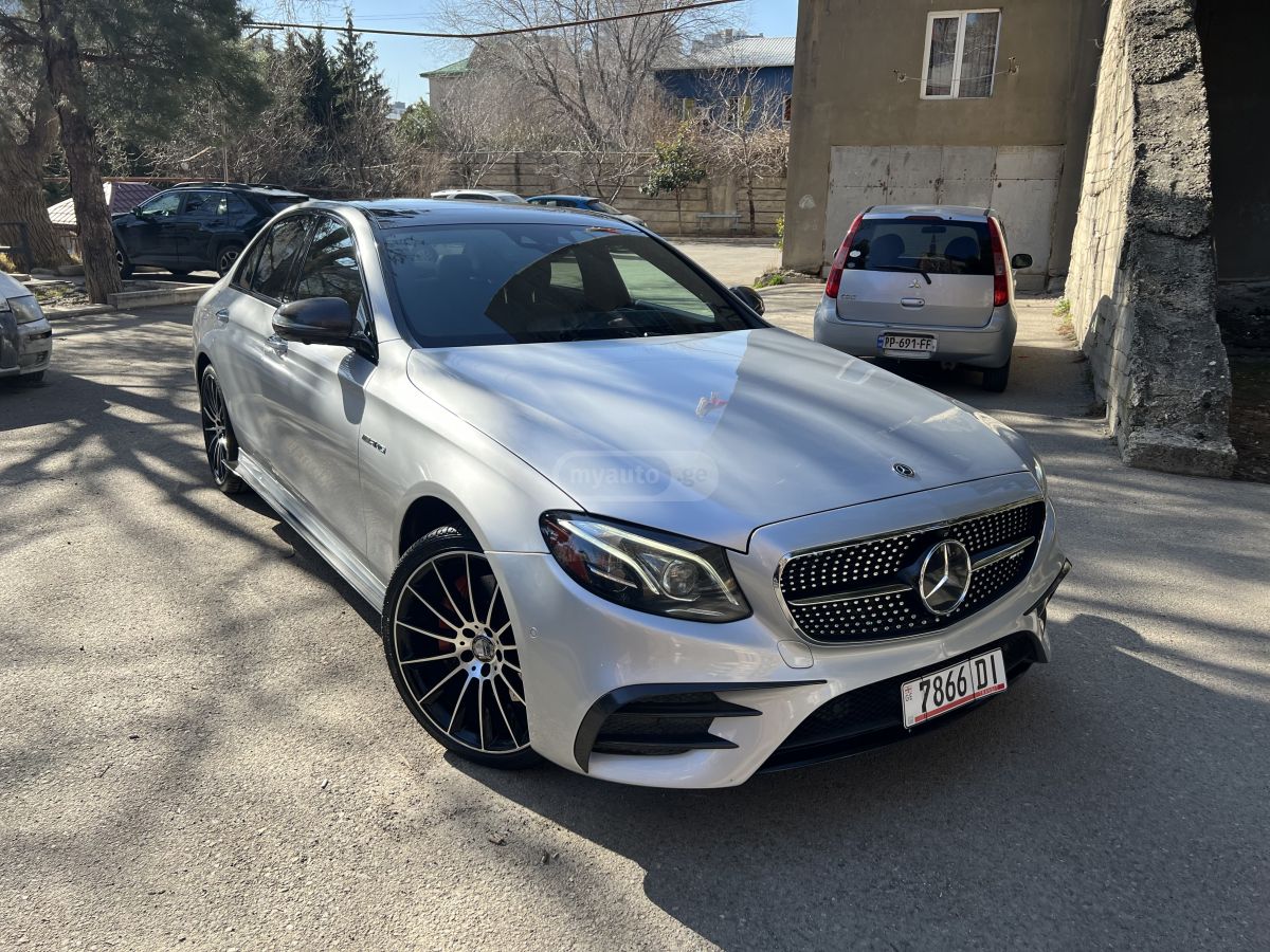 Mercedes-Benz E43 AMG - фото 2