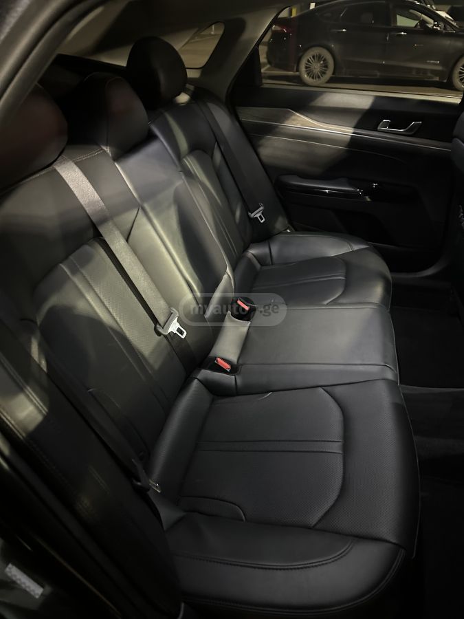 Kia K5 - фото 11