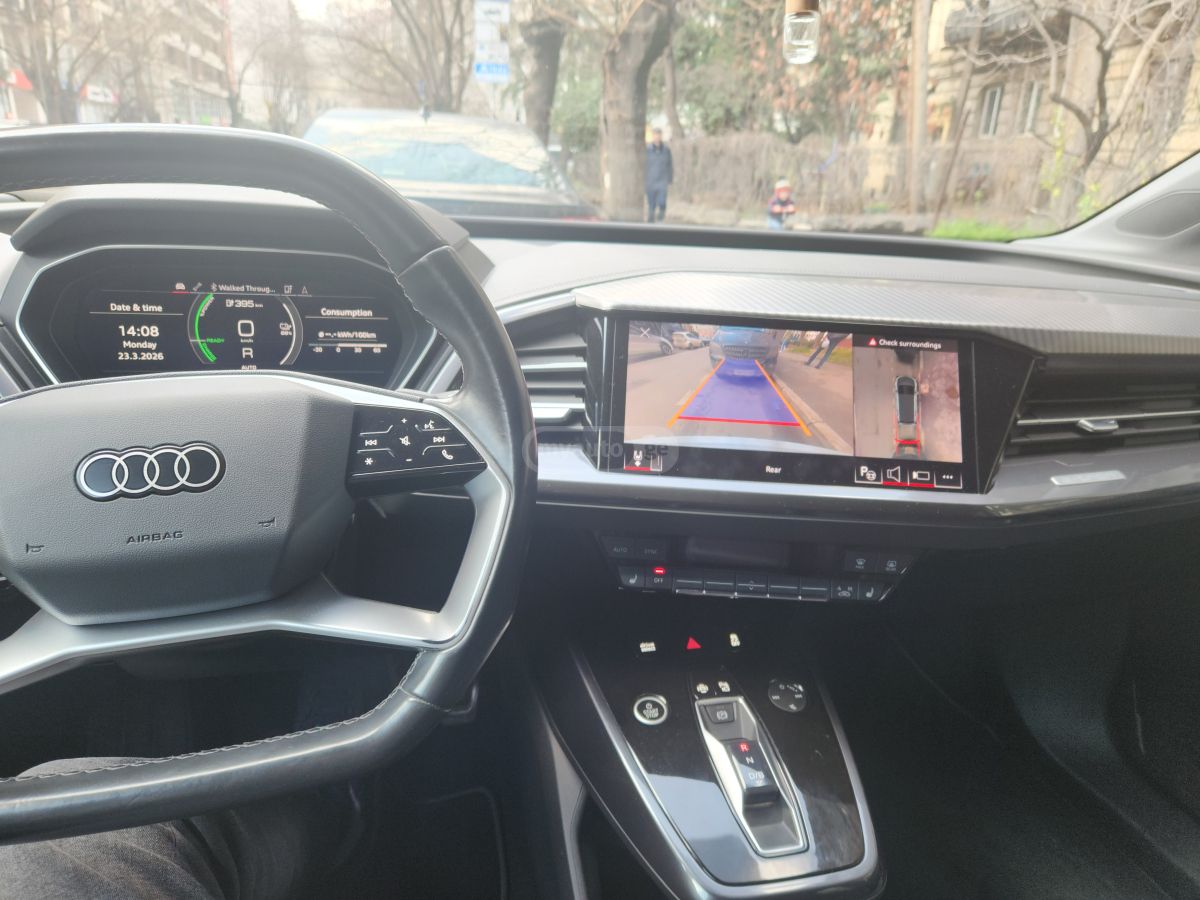 Audi 40 Premium 4dr 4x2 Sport Utili — миниатюра 7