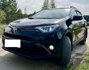 ToyotaRAV 42017