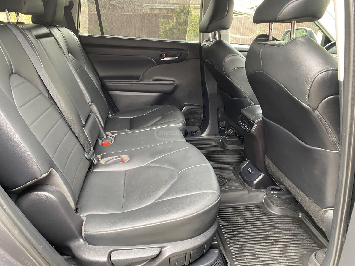 Toyota Highlander - фото 10