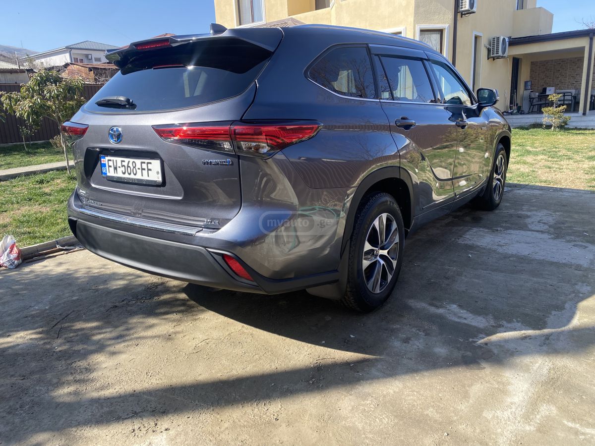 Toyota Highlander - фото 4