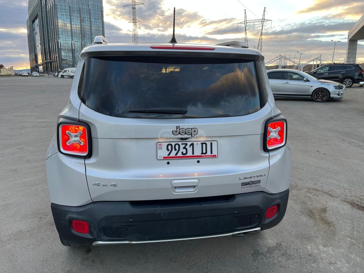 Jeep Renegade - фото 2
