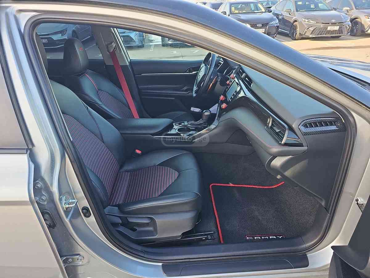 Toyota Camry - фото 9