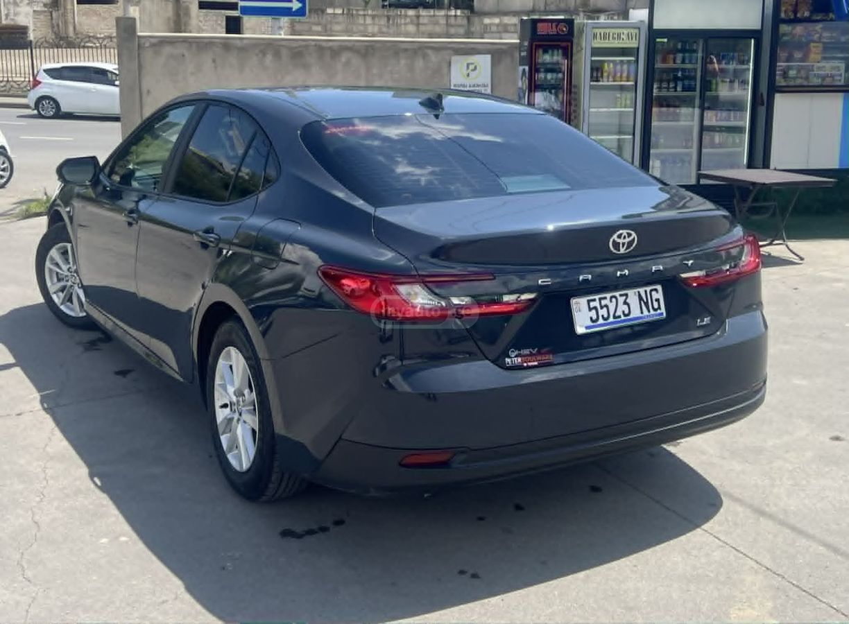 Toyota Camry - фото 5