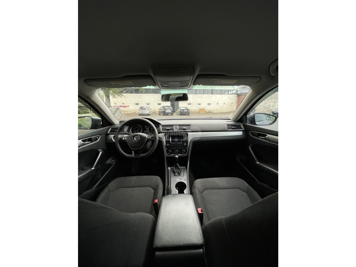 Volkswagen Passat - фото 13